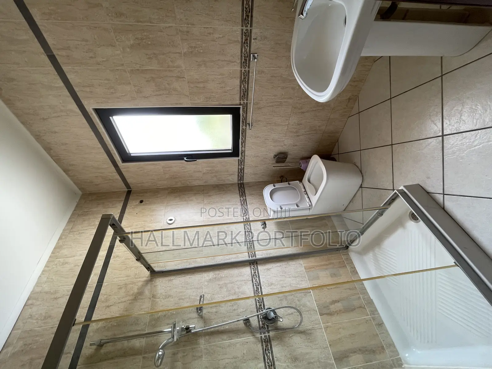 Furnished 5bdrm Mansion in Trasacco Phase 1, East Legon for rent
