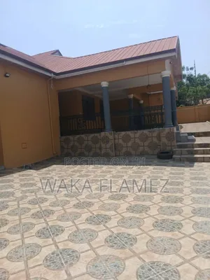5bdrm House in Eja Herbal Pokuase for rent