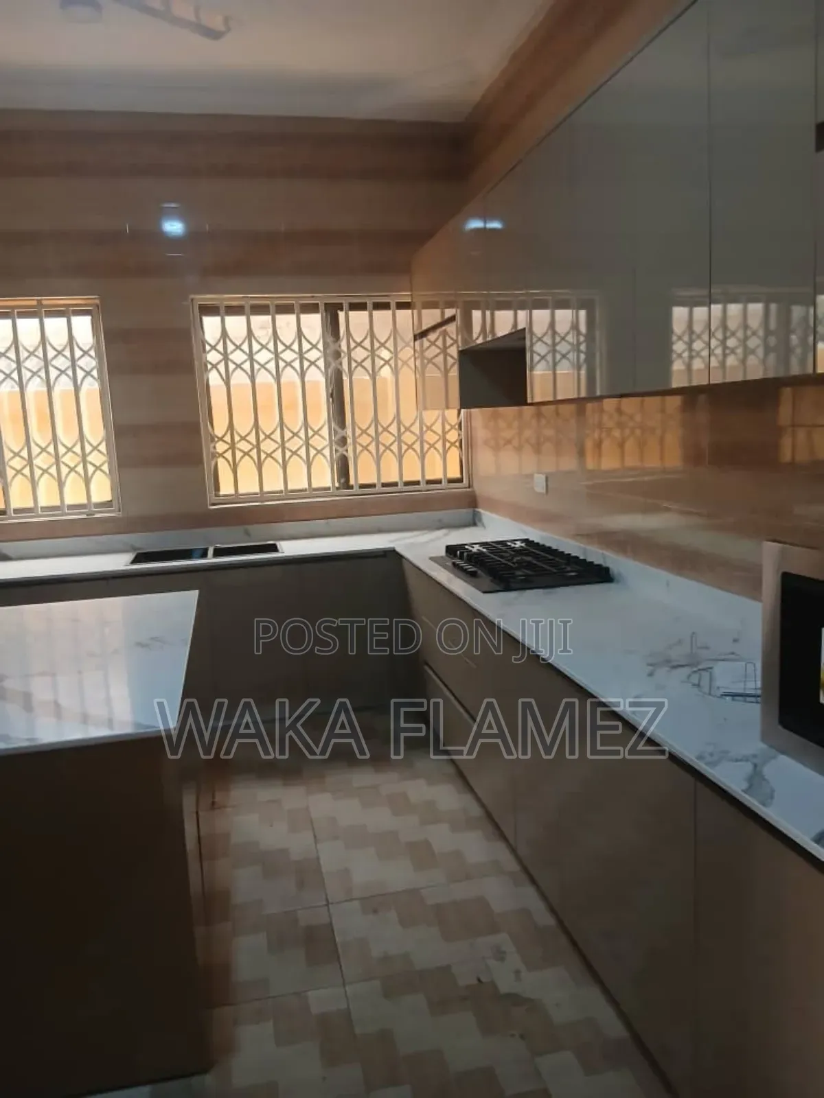 5bdrm House in Eja Herbal Pokuase for rent
