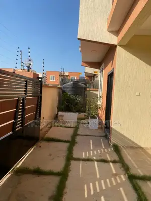 2bdrm Duplex in Achimota Mile 7 for rent