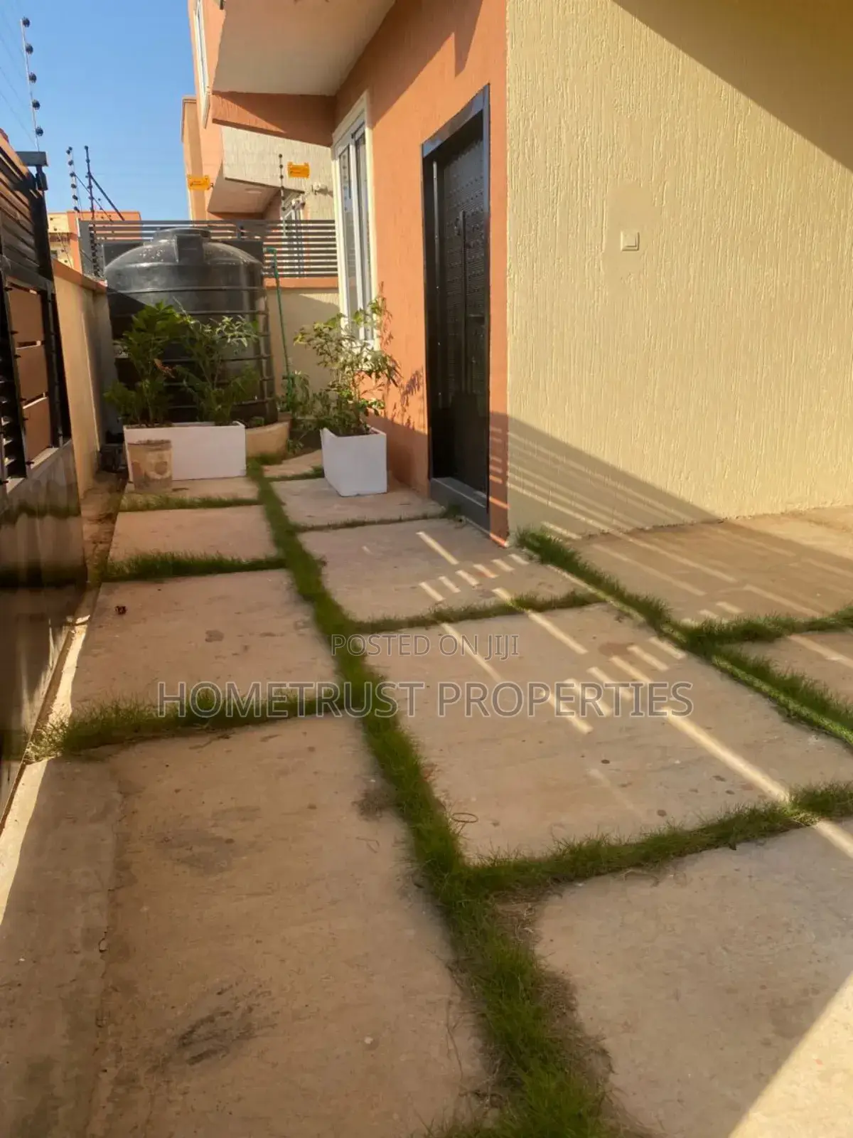 2bdrm Duplex in Achimota Mile 7 for rent