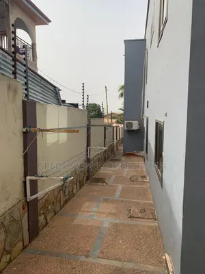 3bdrm Duplex in Kwabenya for rent