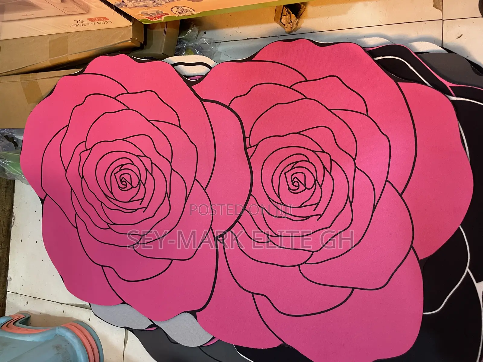 Flower Shaped Absorbent Anti-slip Bathroom Mat