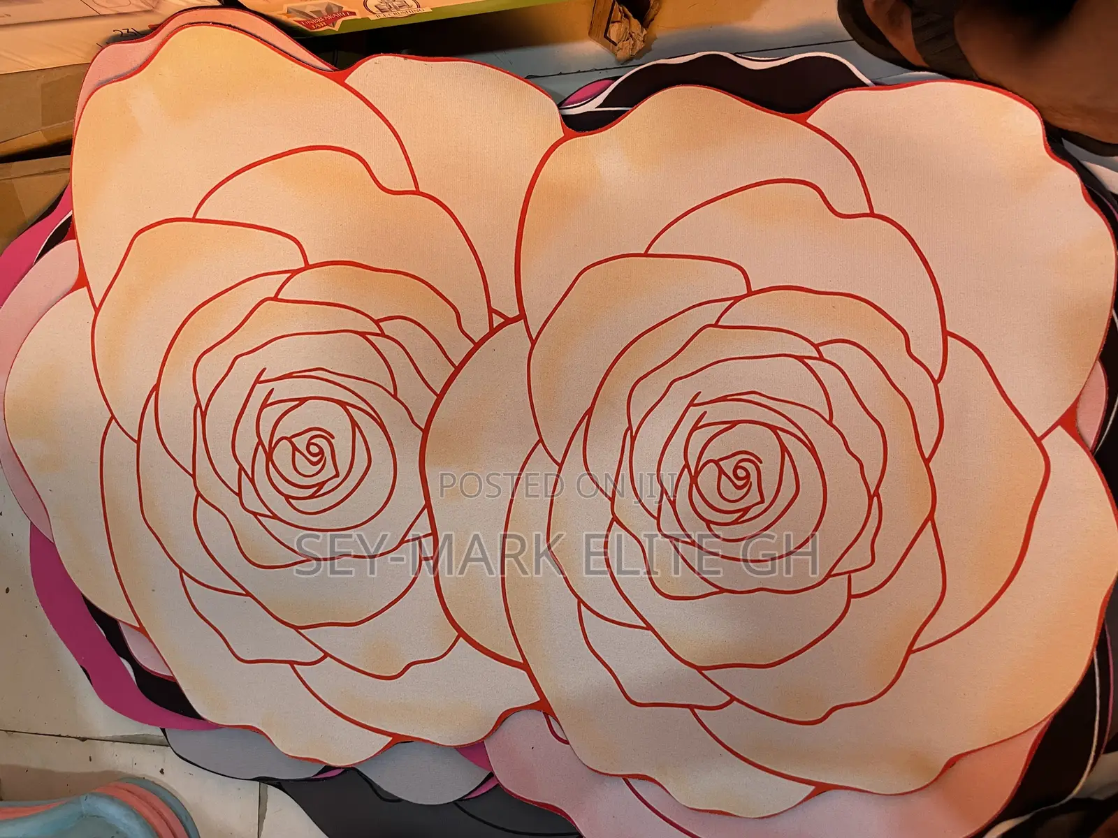 Flower Shaped Absorbent Anti-slip Bathroom Mat