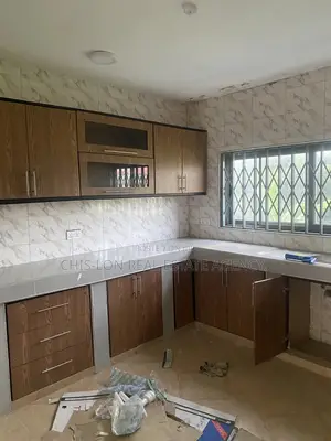 2bdrm Apartment in Chis-Lon Broker’S, Adam Nana for rent