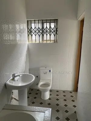 3bdrm House in Tuba, Toll Booth for rent