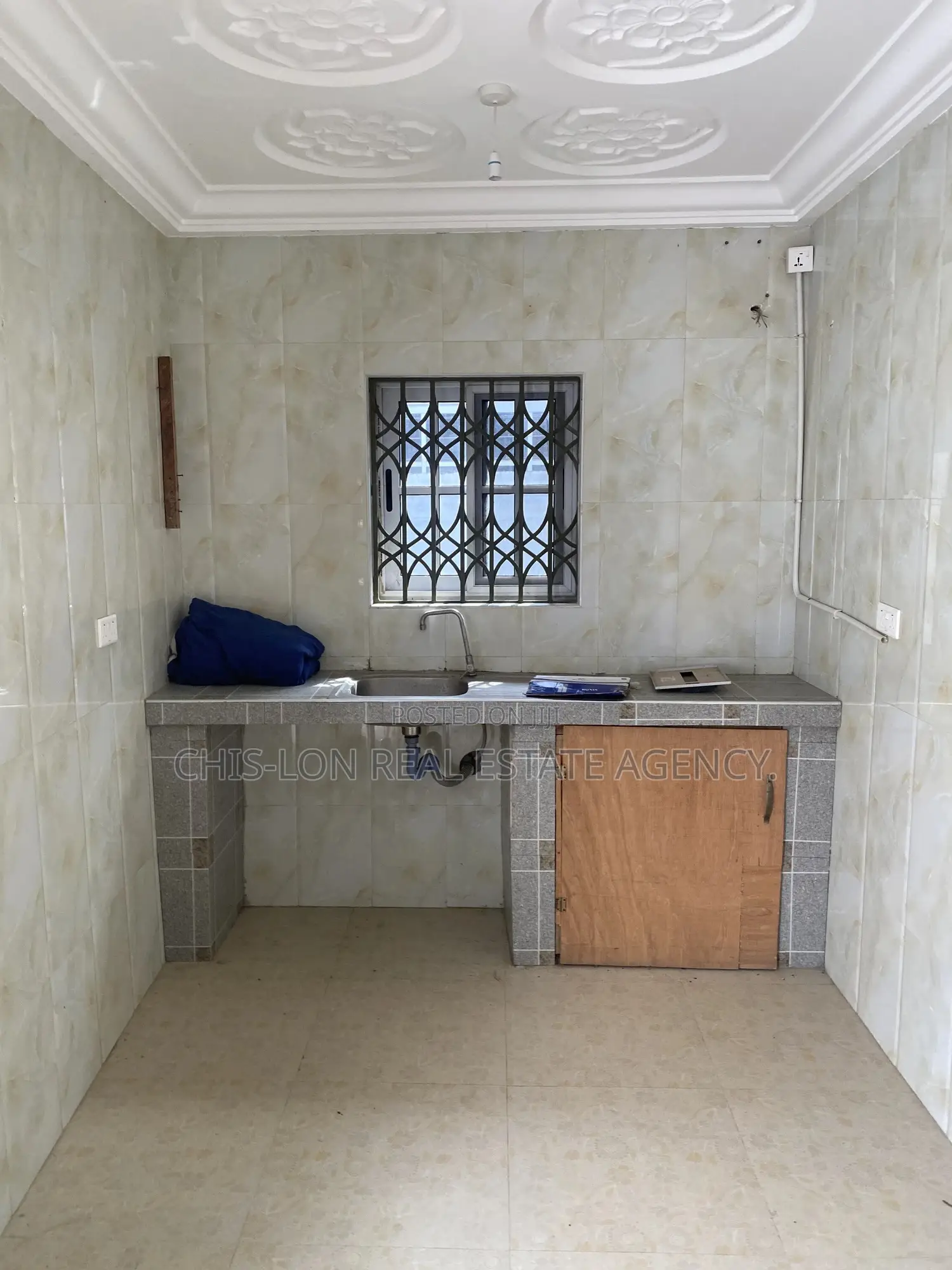 3bdrm House in Tuba, Toll Booth for rent