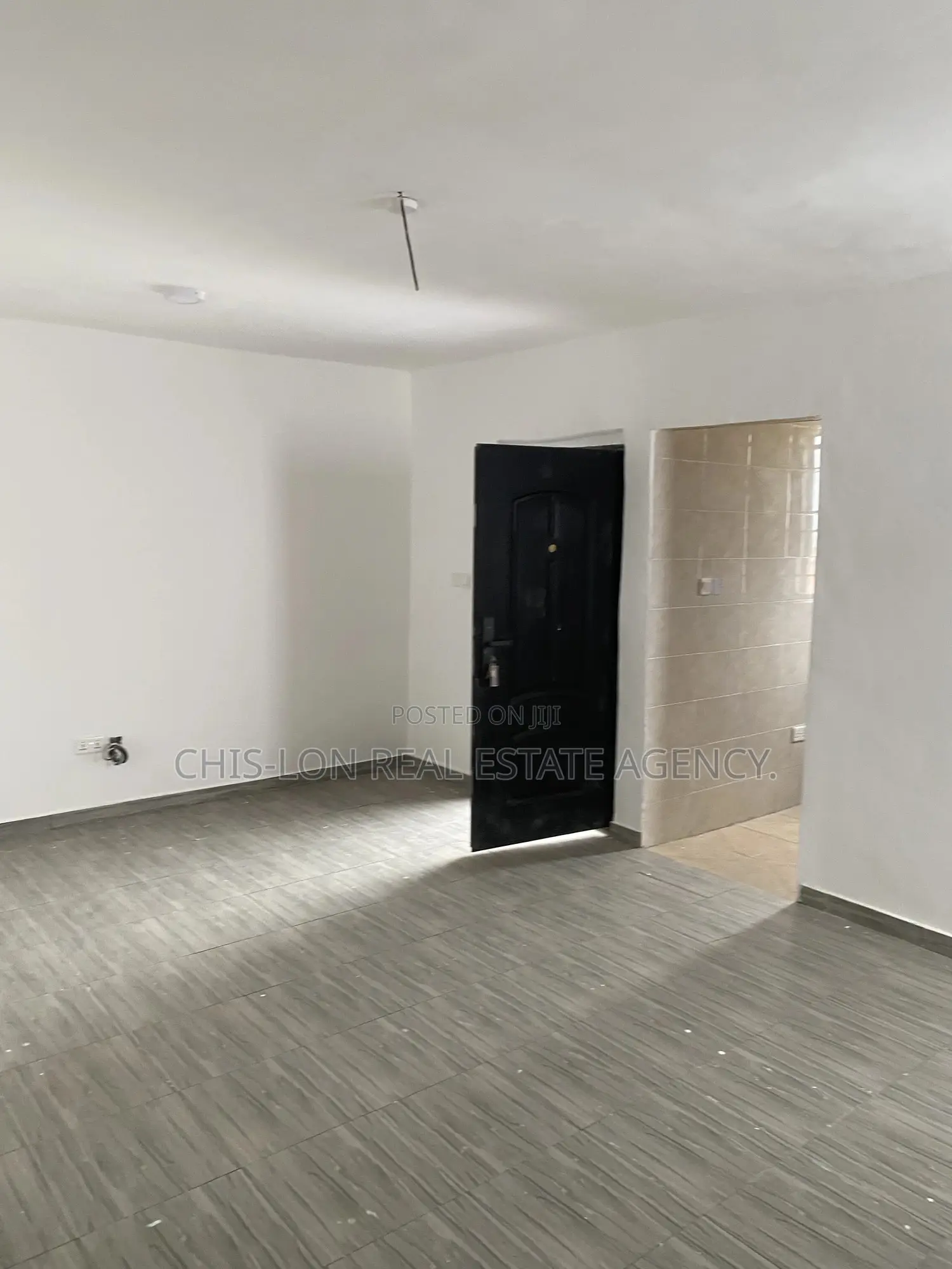 1bdrm Apartment in Kasoa Tuba Road, Toll Booth for rent