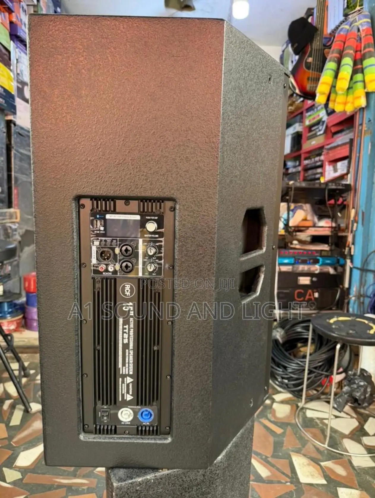 RCF Tt-25a Ii 15 Inches Active Stage Monitor/Speaker