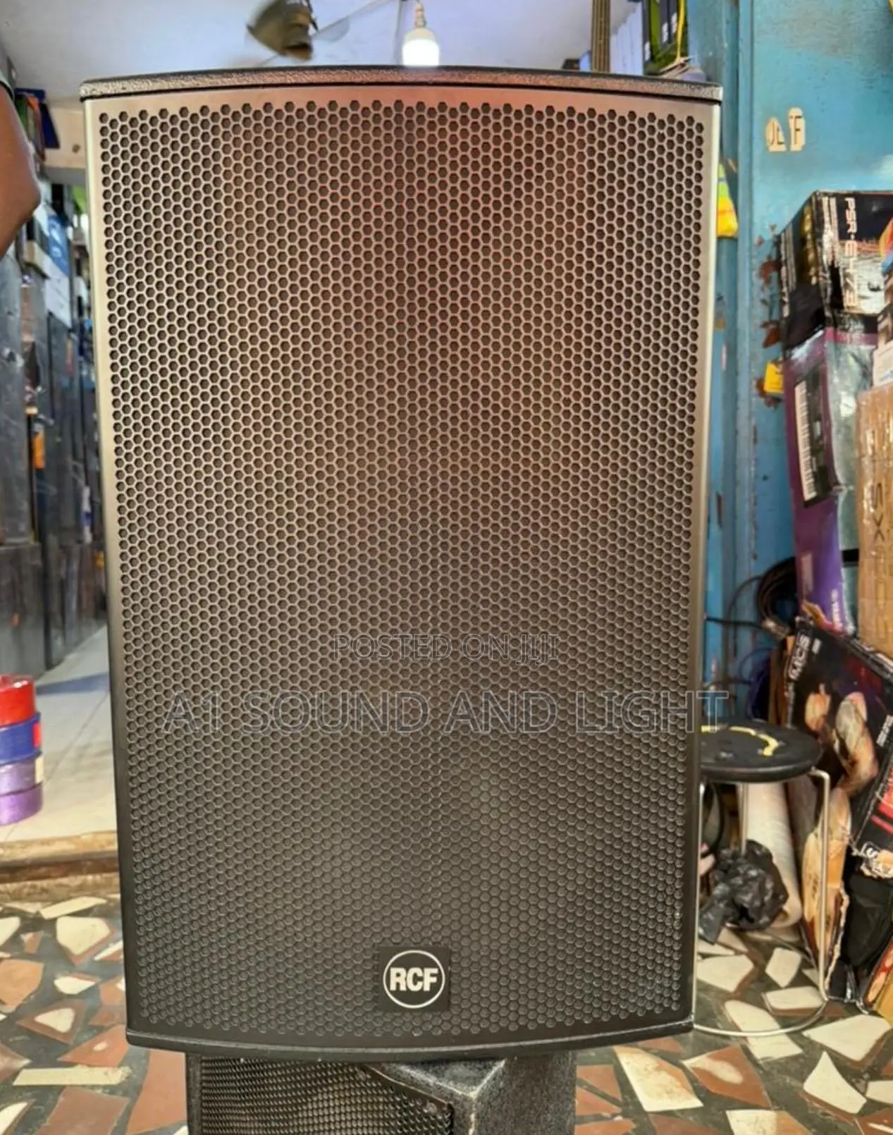 RCF Tt-25a Ii 15 Inches Active Stage Monitor/Speaker