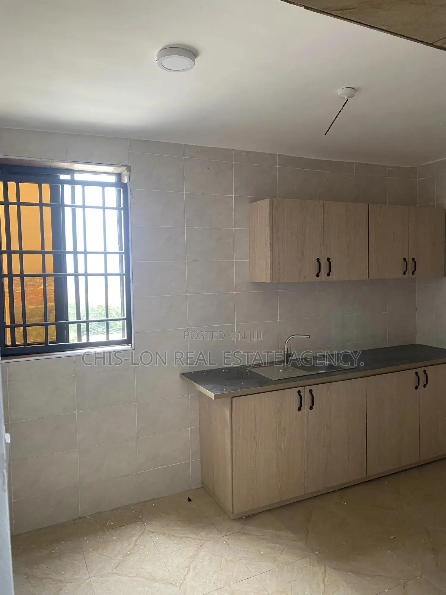 1bdrm Apartment in Kasoa Tuba Road, Toll Booth for rent