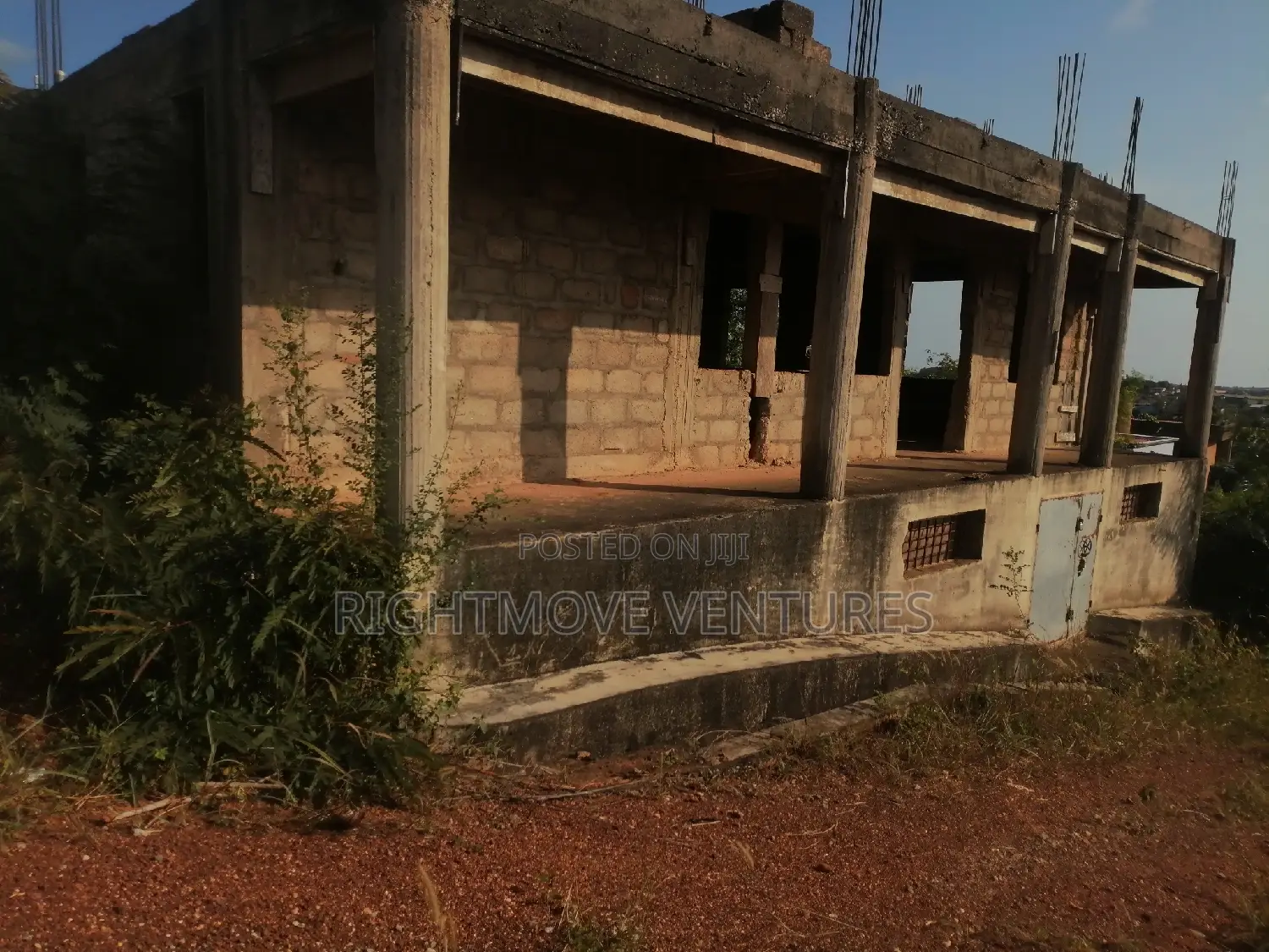 5bdrm House in Takoradi for sale