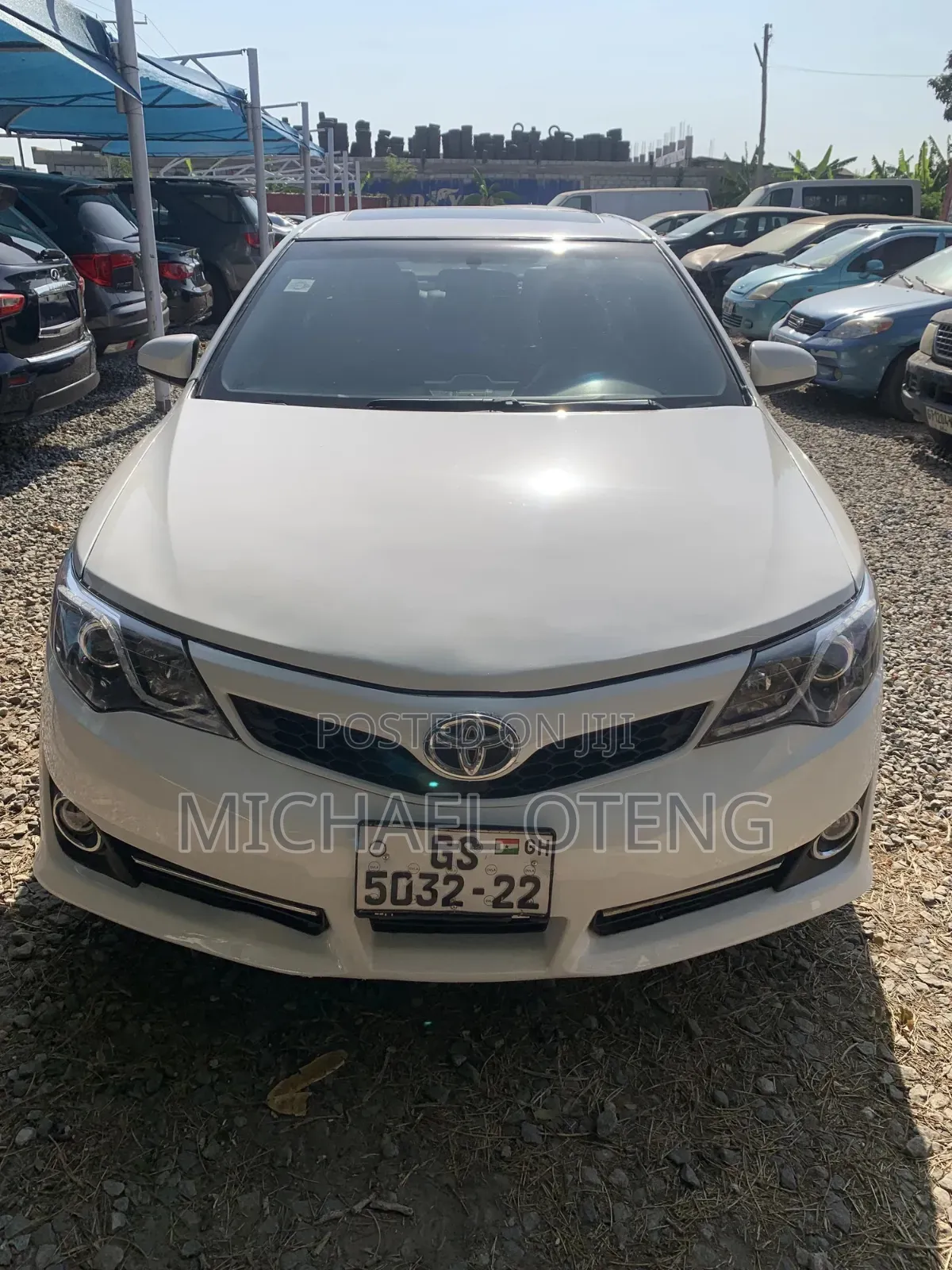 Toyota Camry LE 4dr Sedan (2.5L 4cyl 6A) 2014 White