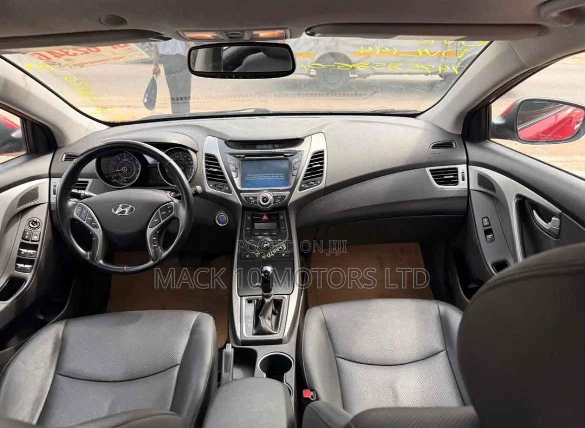 Hyundai Elantra Limited 4dr Sedan (1.8L 4cyl 6A) 2015 Red