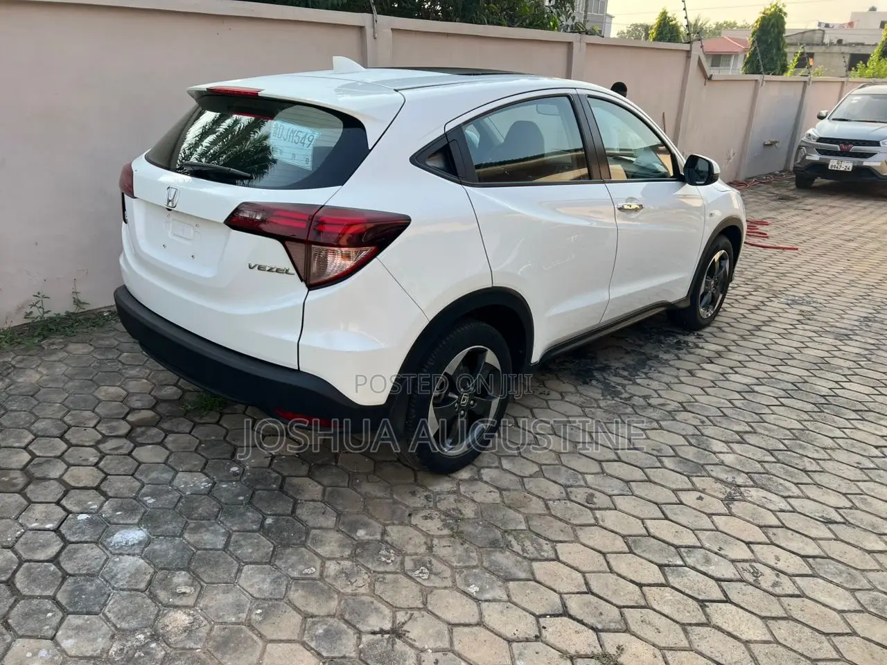 Honda Vezel 2017 White