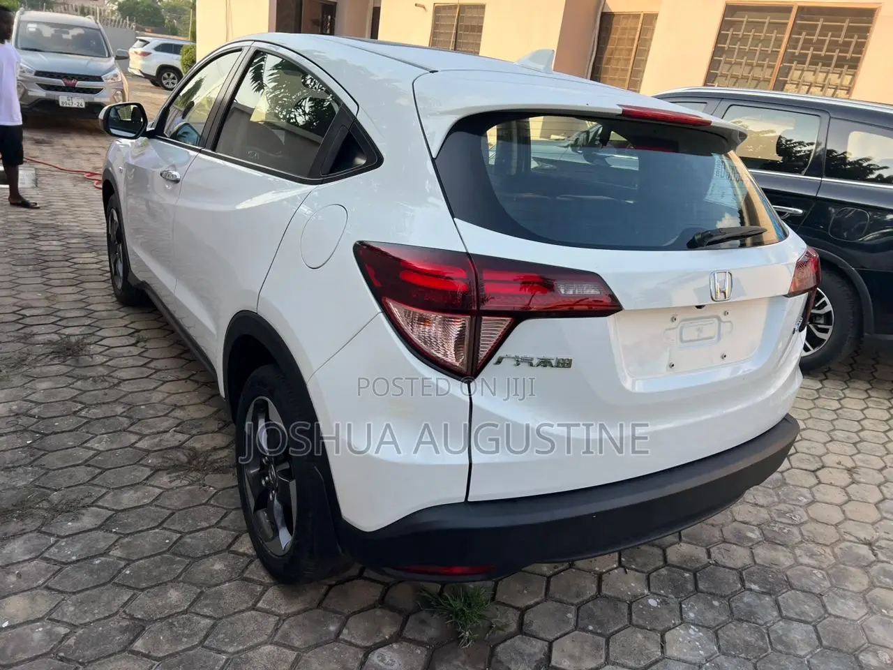 Honda Vezel 2017 White