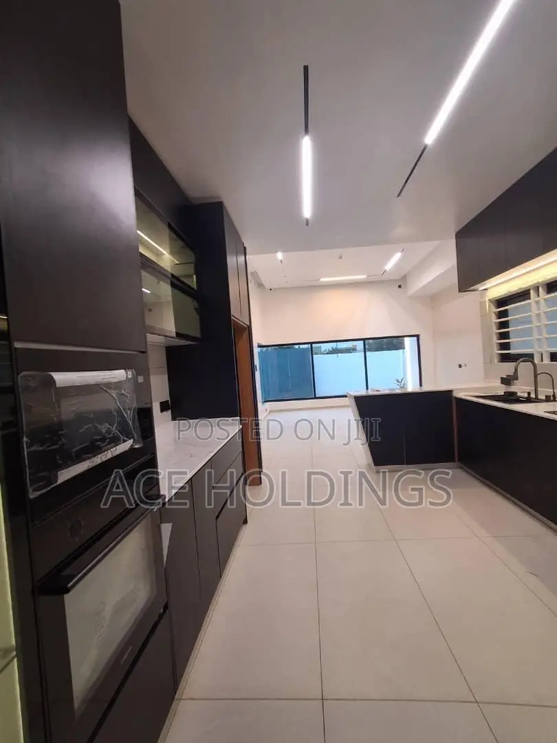 3bdrm House in East Legon Hills for sale