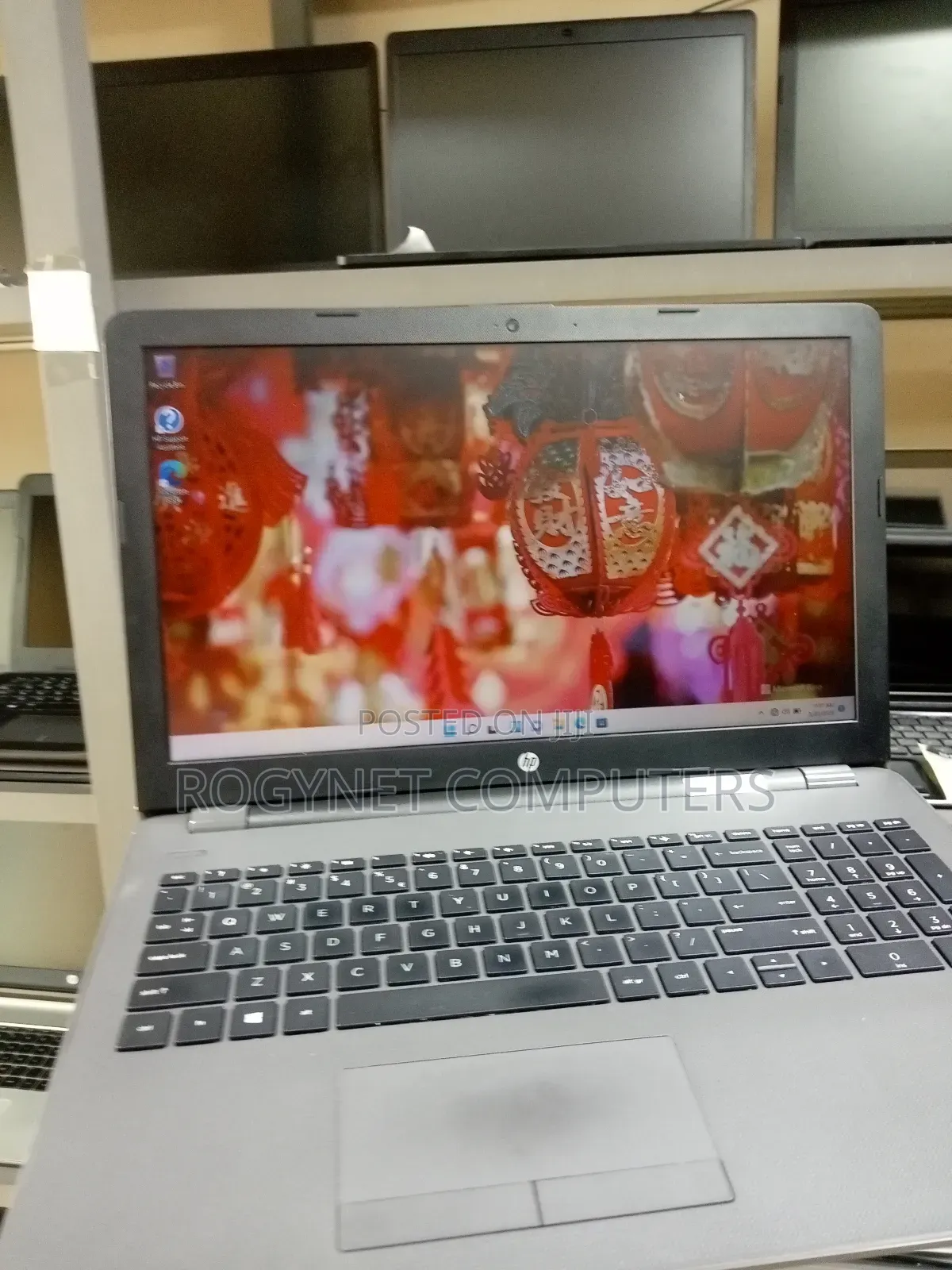 Laptop HP 250 G6 4GB Intel Pentium SSD 128GB