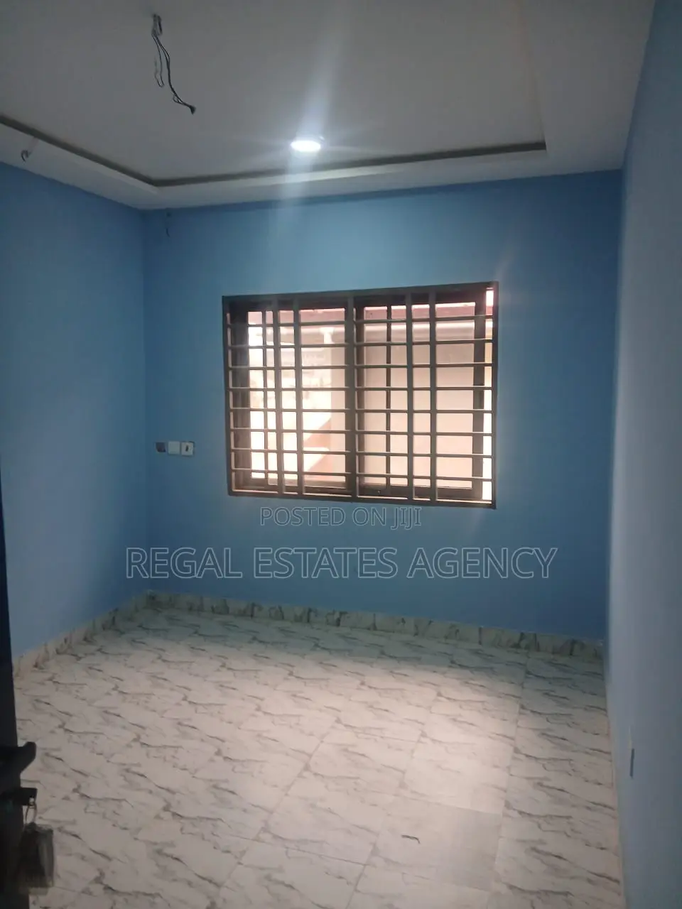 10bdrm House in Pokuase for sale