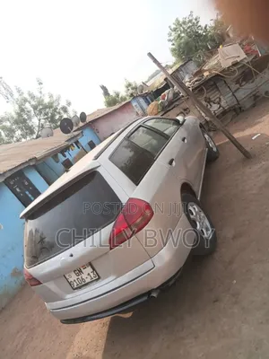 Nissan Almera Tino 2004 Gray