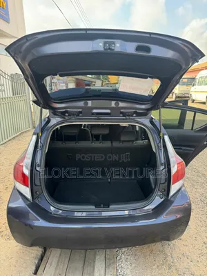 Toyota Aqua 2015 Blue