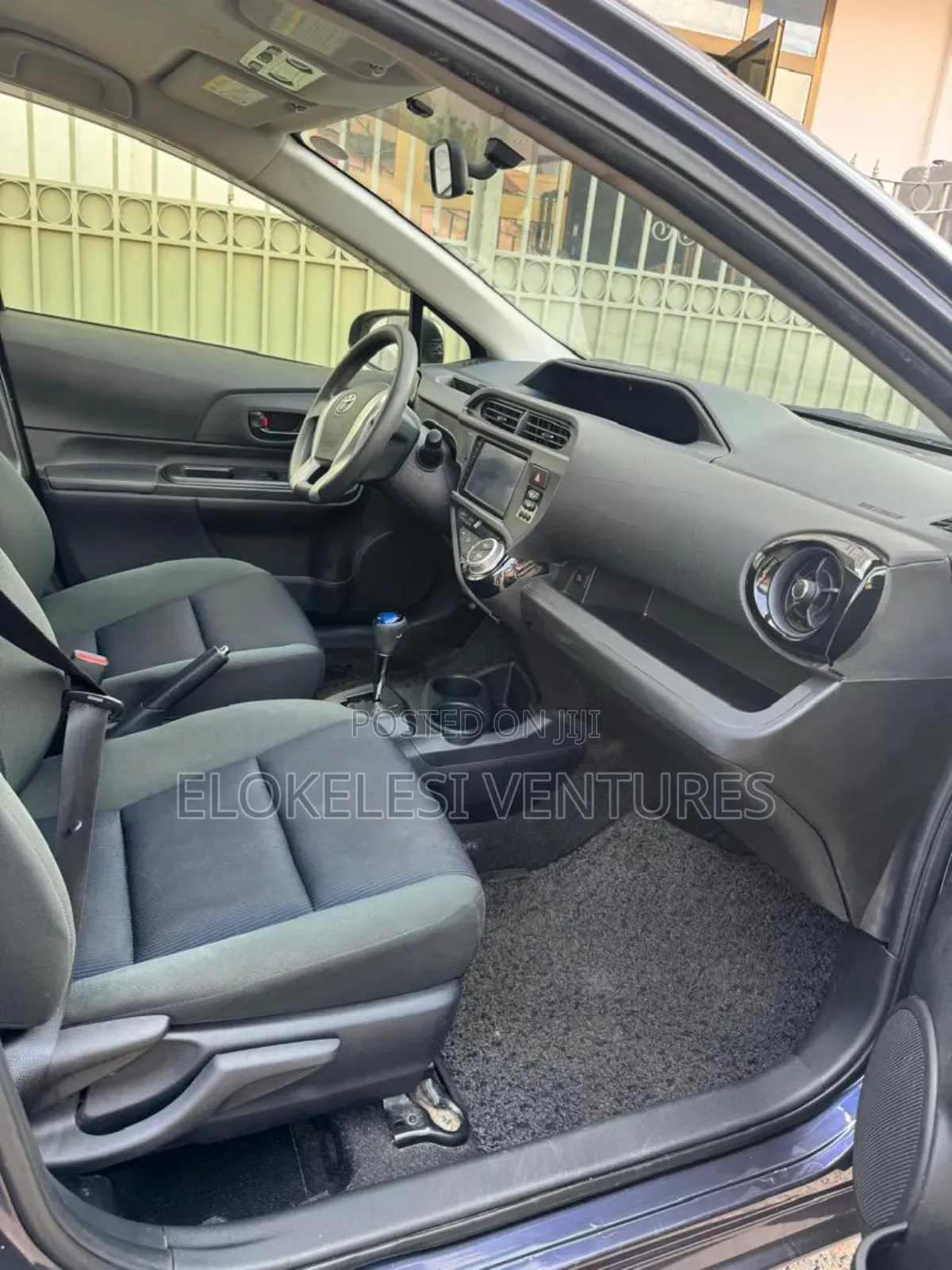 Toyota Aqua 2015 Blue