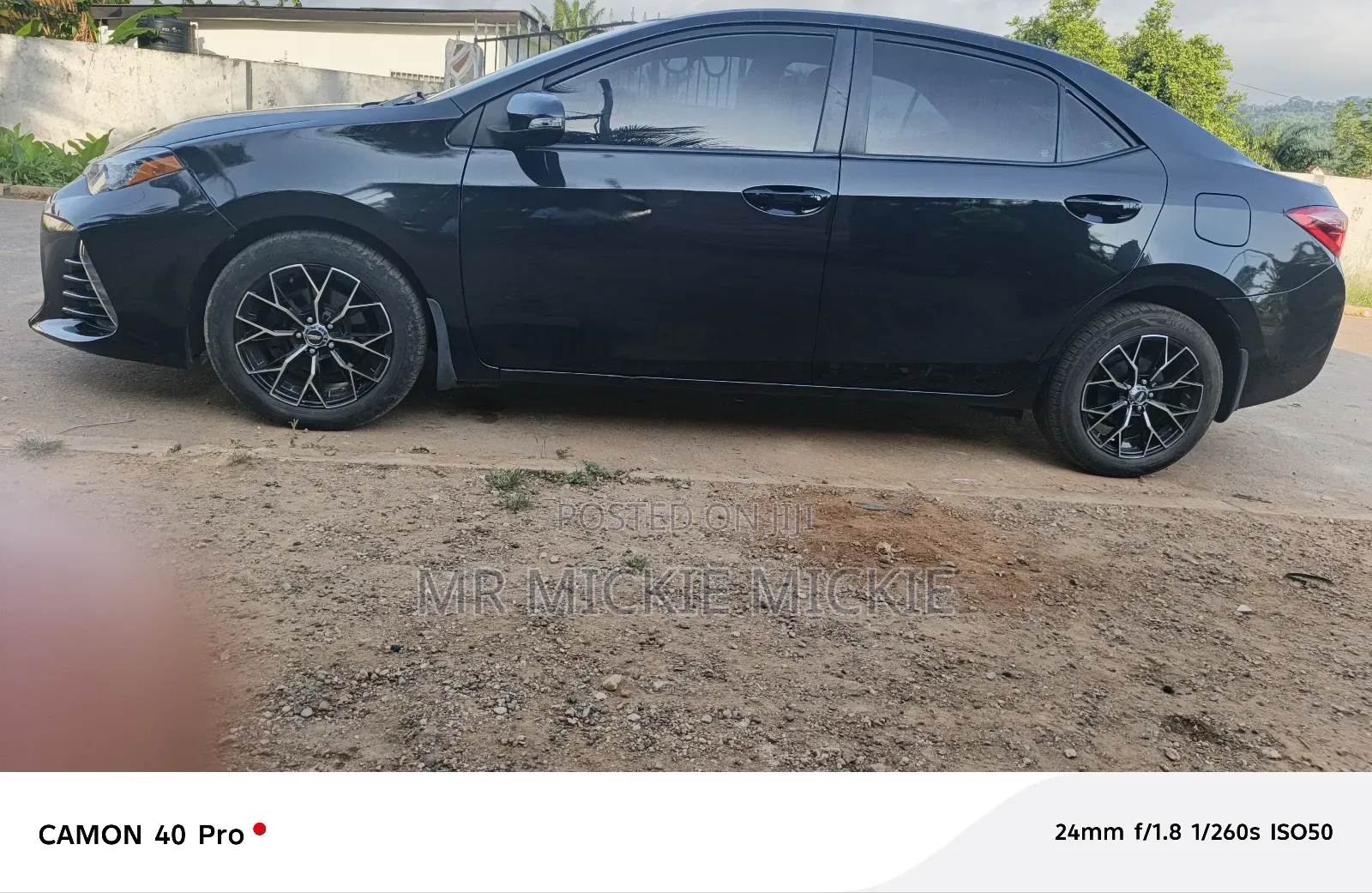 Toyota Corolla LE (1.8L 4cyl 2A) 2019 Black