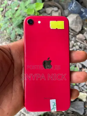 Apple iPhone SE (2020) 64 GB Red