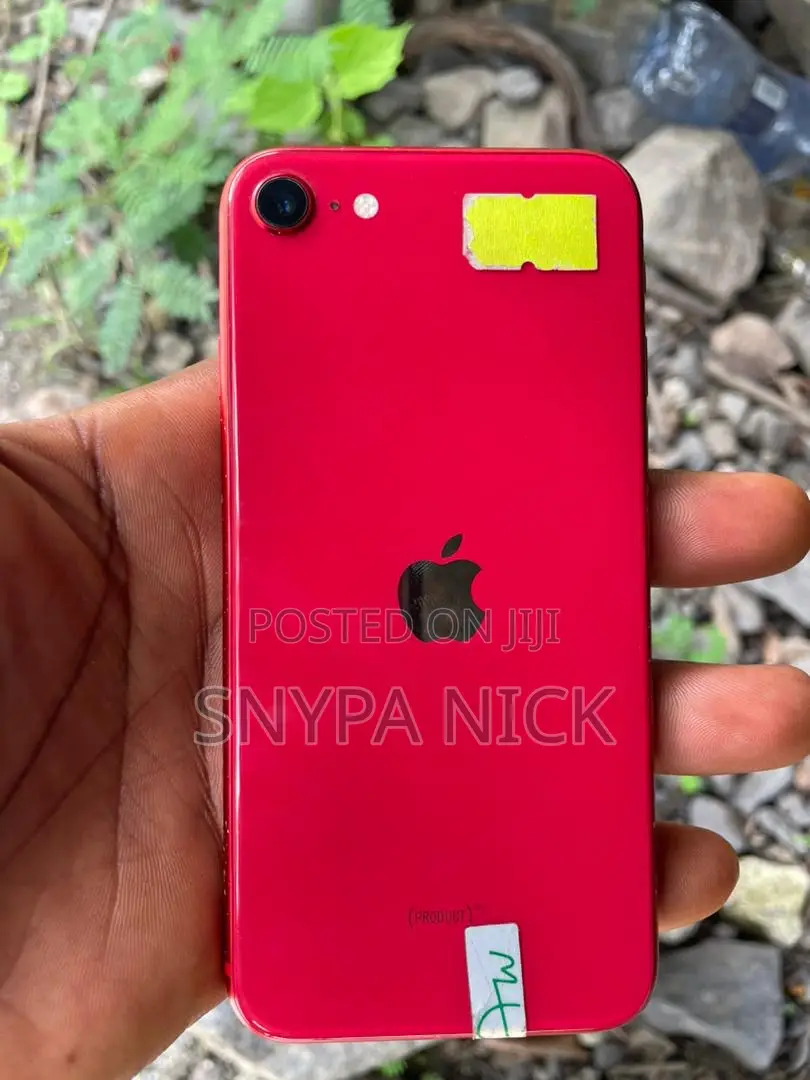 Apple iPhone SE (2020) 64 GB Red