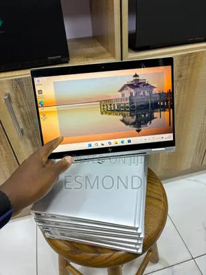 Laptop HP EliteBook 1030 G1 8GB Intel Core i5 SSD 256GB