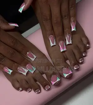 Urban Nails Lash Lounge