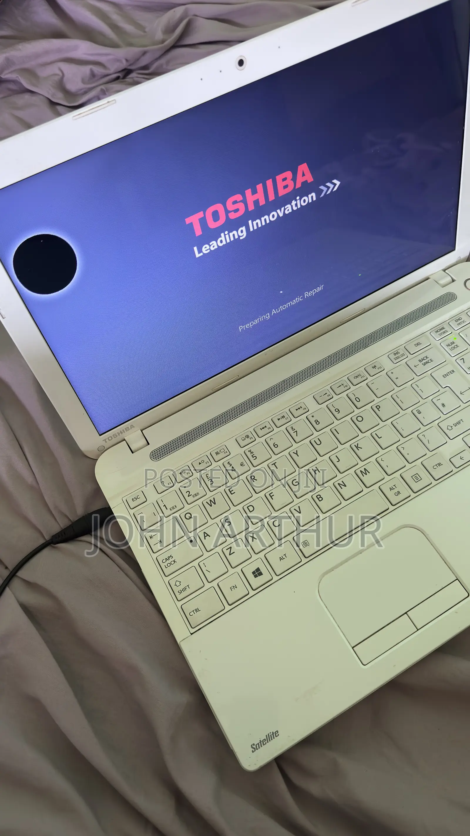 Laptop Toshiba Satellite C55 8GB AMD A6 HDD 320GB