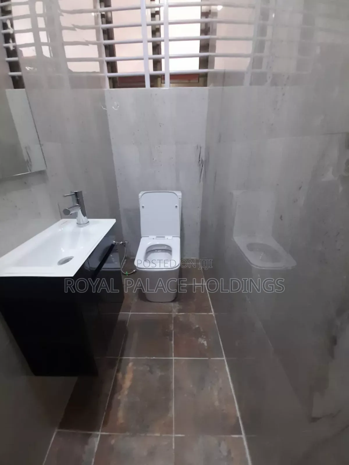 2bdrm Apartment in West Lands, Presby Church Area for rent