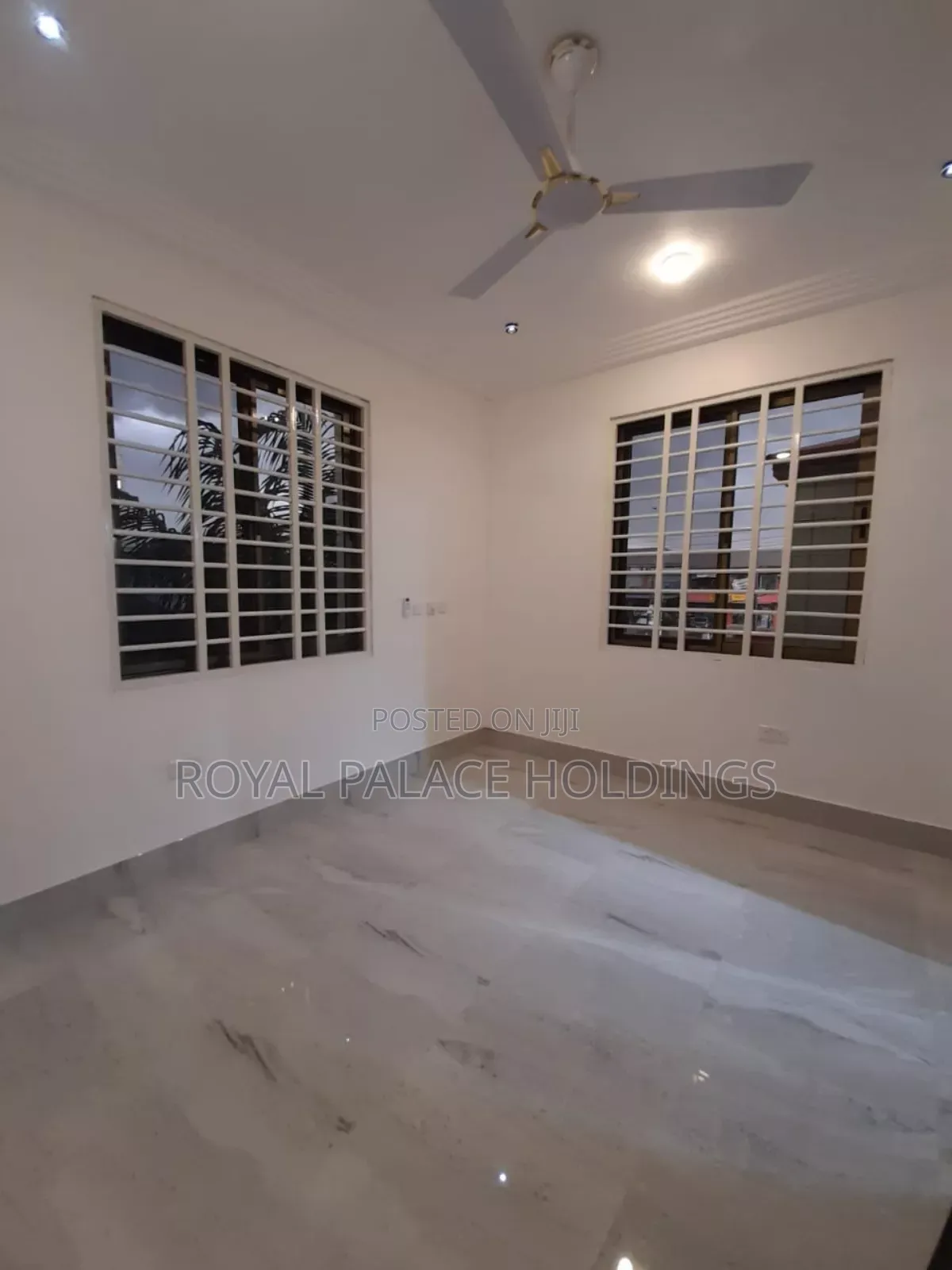 2bdrm Apartment in West Lands, Presby Church Area for rent