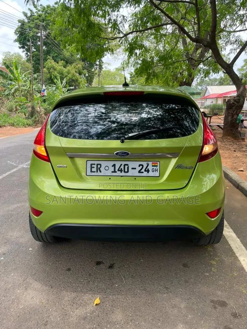 Ford Fiesta 2013 Green