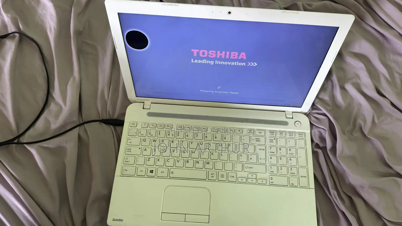 Laptop Toshiba Satellite C55 8GB AMD A6 HDD 320GB