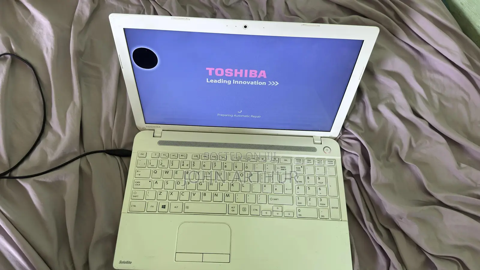 Laptop Toshiba Satellite C55 8GB AMD A6 HDD 320GB