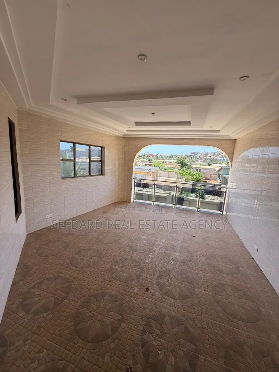 5bdrm House in Kasoa for sale
