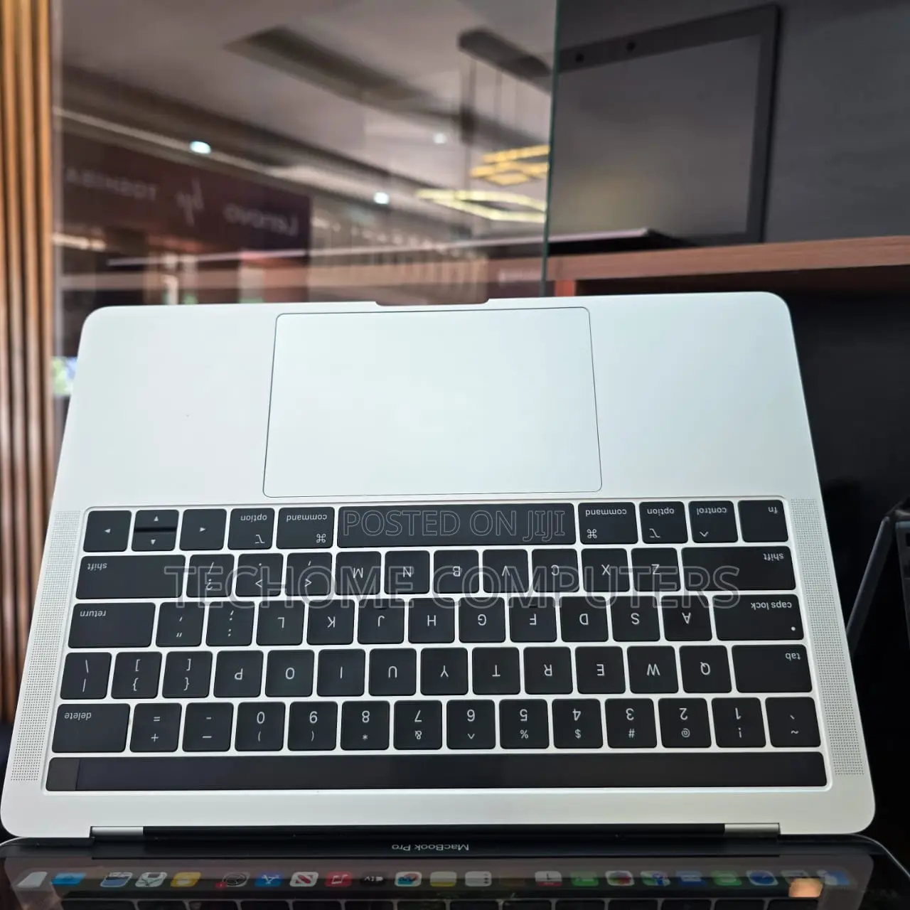Laptop Apple MacBook Pro 2019 8GB Intel Core i5 SSD 256GB