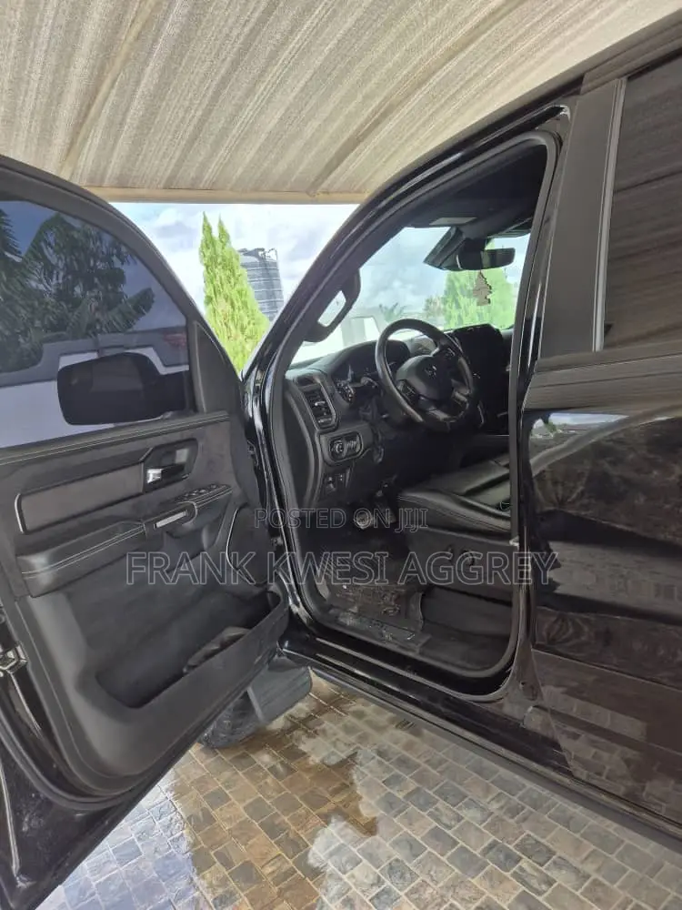 Dodge RAM 1500 5.7 Petrol AWD 2022 Black