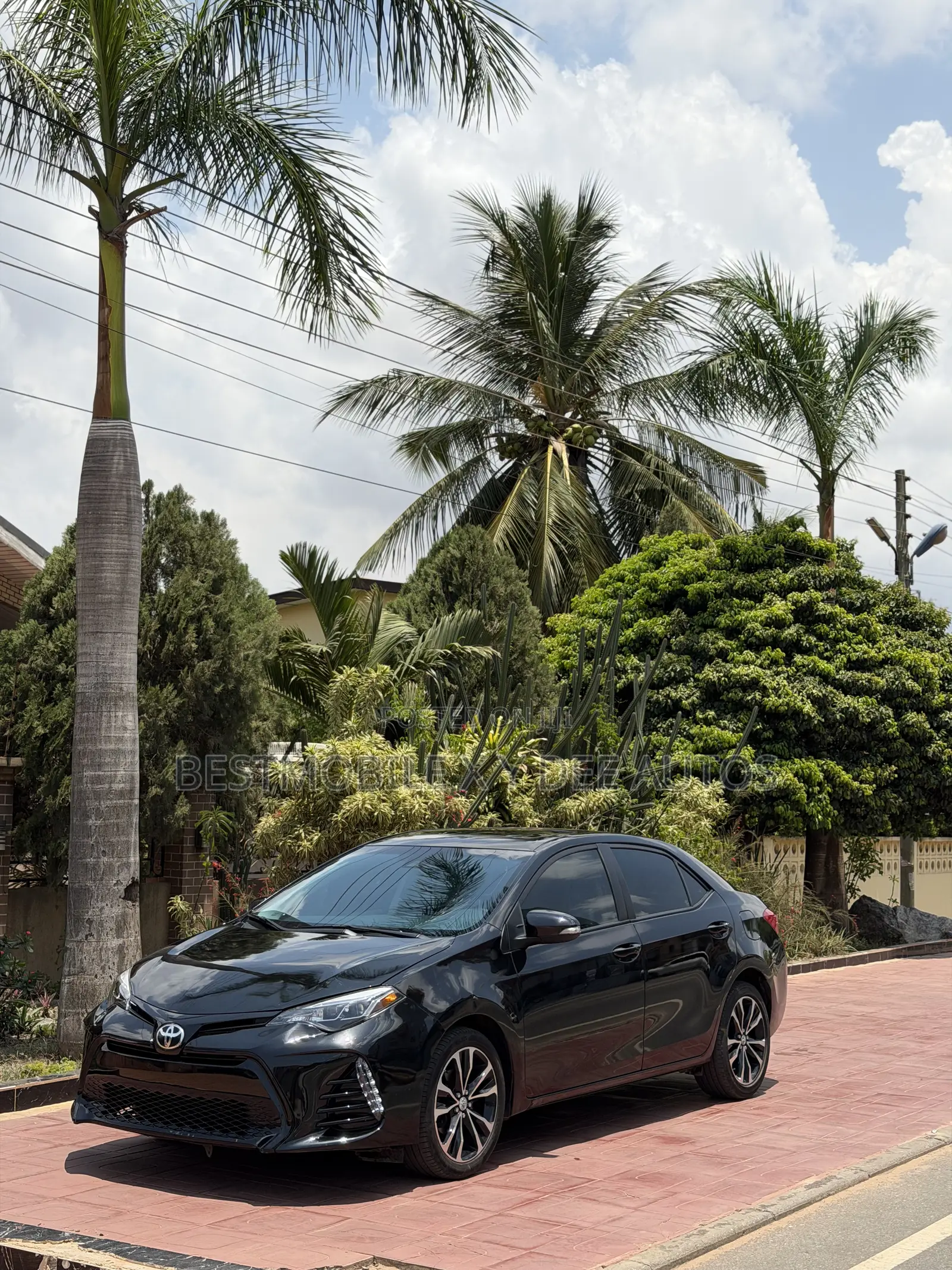Toyota Corolla XSE (1.8L 4cyl 2A) 2018 Black