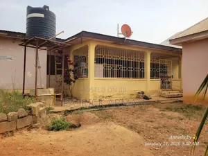 5bdrm House in Kumasi Metropolitan for sale