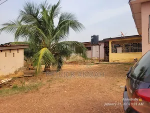 5bdrm House in Kumasi Metropolitan for sale