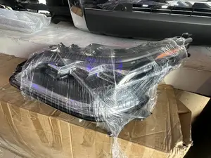 Lexus Lx 570 2015,2016,2017,2018,2019,2020,2021,2022 Headlight
