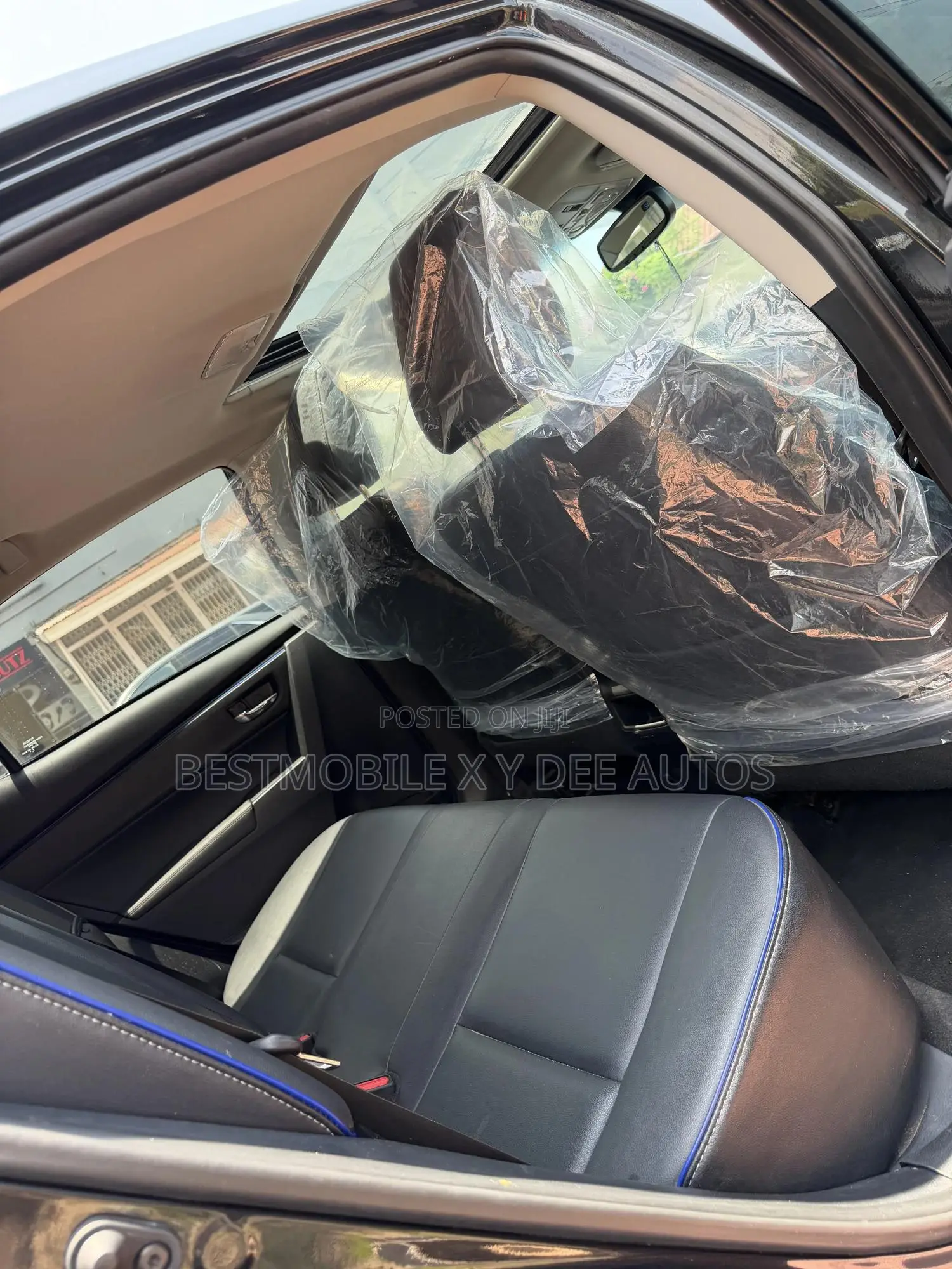 Toyota Corolla XSE (1.8L 4cyl 2A) 2018 Black