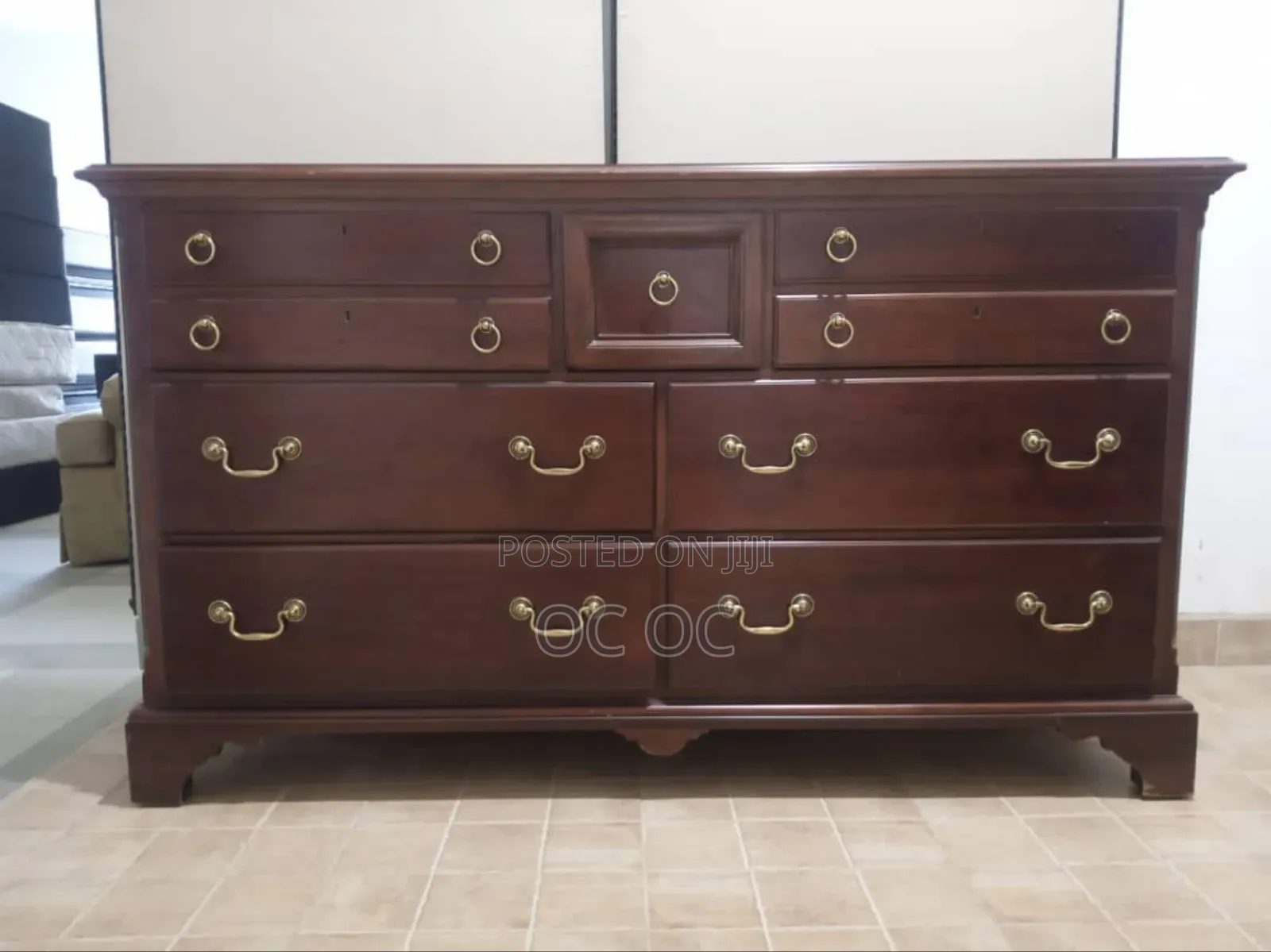 Drexel Heritage Cherry Wood Dresser