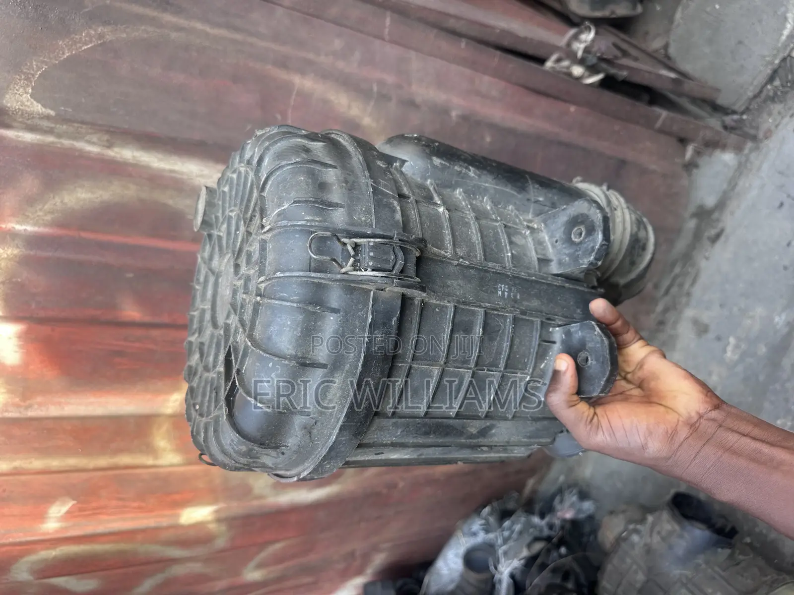 Kia Bongo 3 Air Filter Cleaner