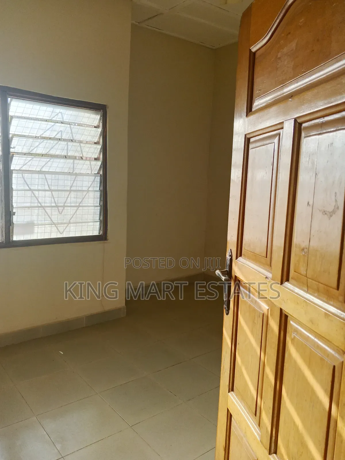 3bdrm Apartment in Fumesua - Kyerekrom, Kumasi Metropolitan for rent