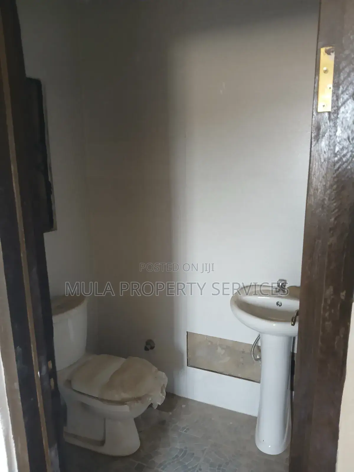 2bdrm Apartment in Mula Property, Police Station for rent