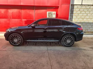 Mercedes-Benz GLC-Class 2019 Black